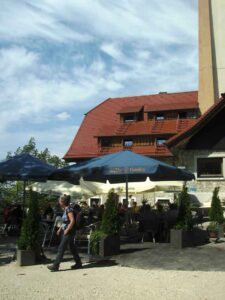 30-Goenningen-Rossberg