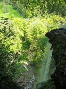 83-Urach-Wasserfall-Wanderu